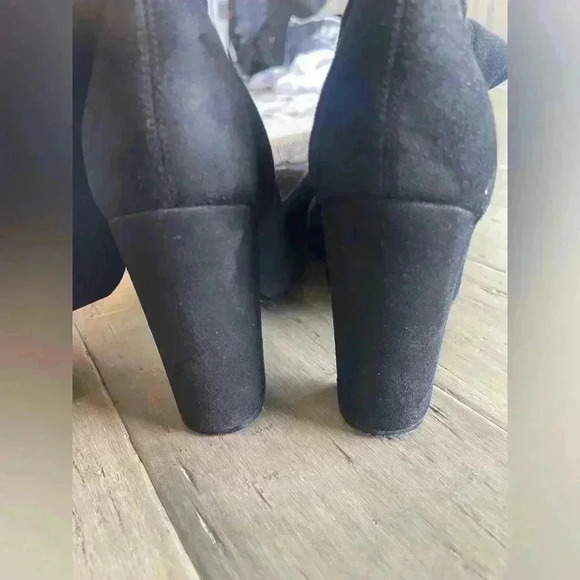 Renvy Round Toe Thigh boots - Picture 3 of 4